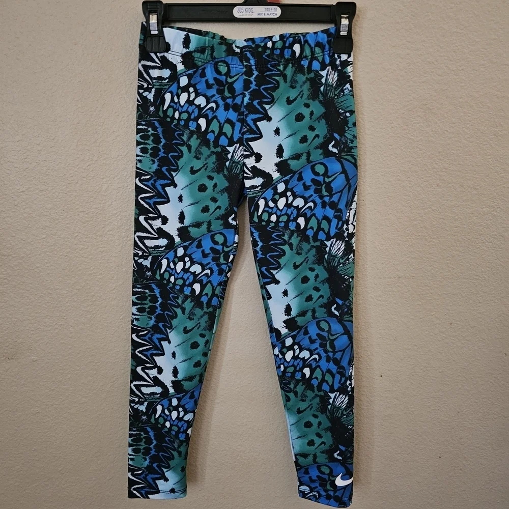 Nike Blue and Green Matching Set with Botanical Leggings